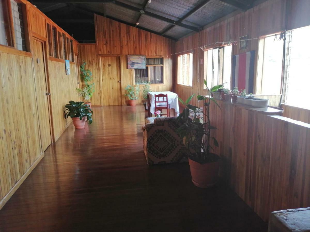 Monte Los Lirios Lodge Monteverde Exterior foto
